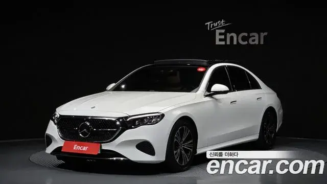 Mercedes-Benz E-Class 2025 — Фото 20/20