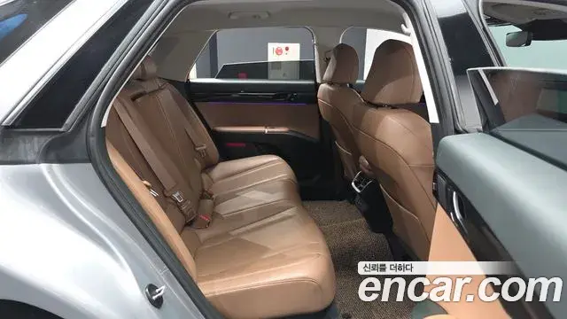 Hyundai Grandeur Hybrid 2023 — ფოტო 23/31