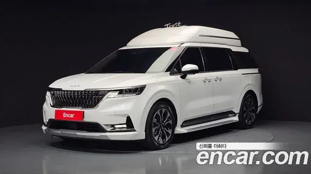 Kia Carnival 2021 — Фото 1/20