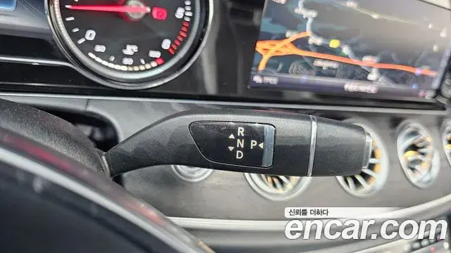 Mercedes-Benz E-Class 2018 — Фото 9/20