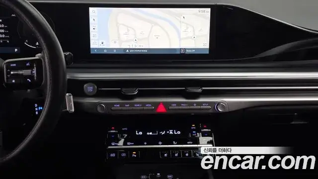 Hyundai Grandeur Hybrid 2023 — Photo 18/20
