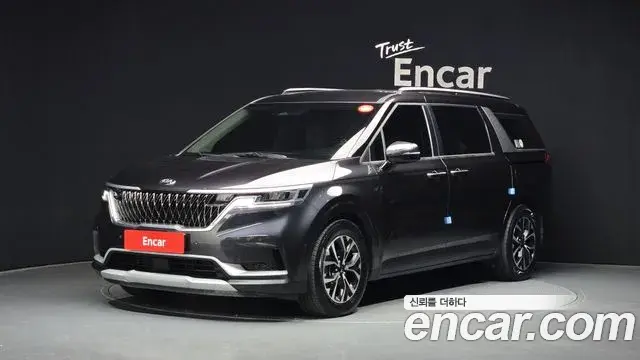 Kia Carnival 2021 — Photo 1/20