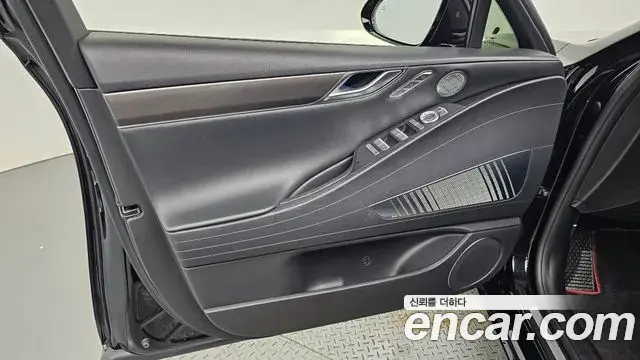 Genesis G80 2023 — ფოტო 26/34
