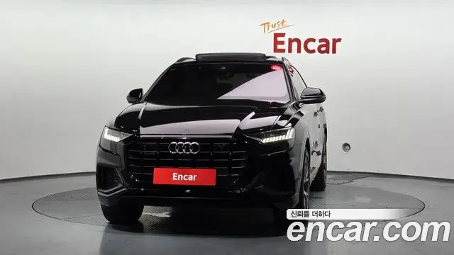 Audi Q8 2022 — Photo 13/20