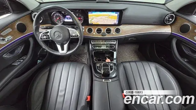 Mercedes-Benz E-Class 2019 — Photo 4/34