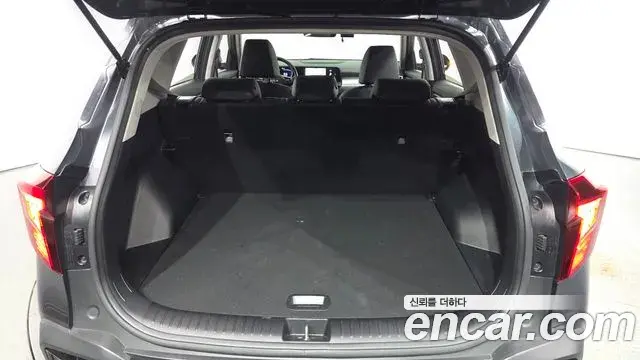 Kia Seltos 2025 — ფოტო 30/32