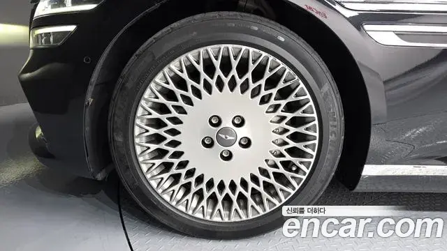 Genesis G80 2022 — ფოტო 9/34