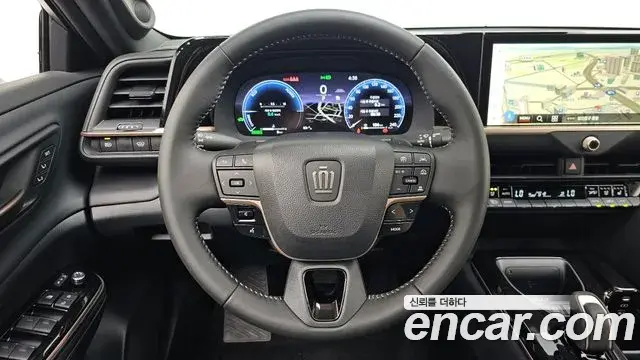 Toyota Crown Crossover 2026 — Фото 13/20