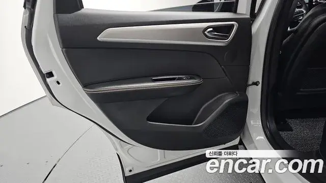 Renault Samsung XM3 2023 — ფოტო 25/31