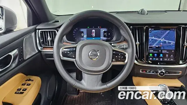 Volvo V60 Cross Country 2024 — ფოტო 13/34