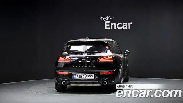 Mini Cooper S Clubman 2023 — ფოტო 4/20