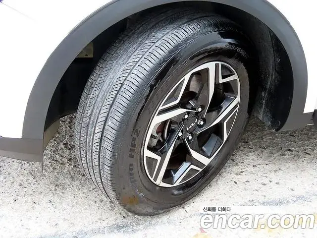 Kia Sportage 2021 — Şəkil 16/18