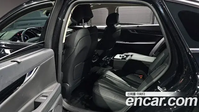 Genesis G80 2023 — Photo 11/20