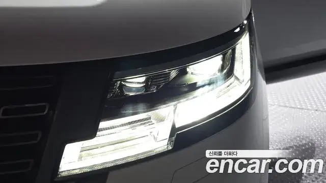 Land Rover Range Rover 2025 — ფოტო 26/45