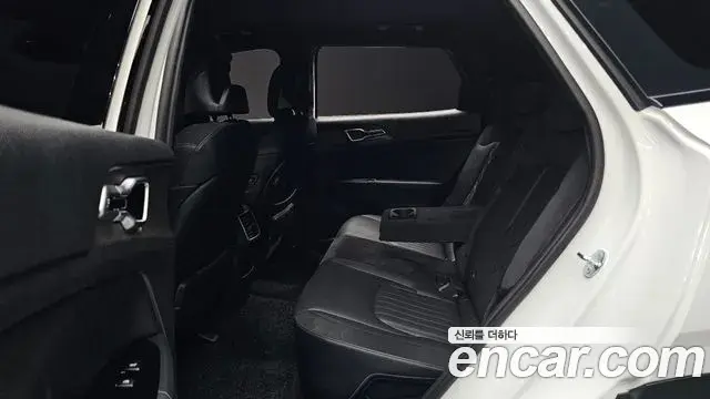 Kia Sportage 2024 — ფოტო 29/33