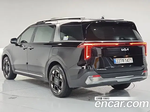 Kia Carnival 2025 — Photo 12/20