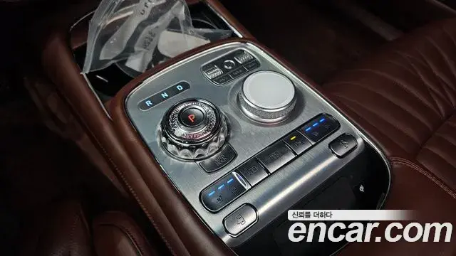 Genesis G90 2022 — Фото 9/20