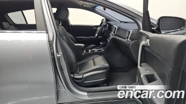 Kia Sportage The Bold 2019 — Şəkil 14/32