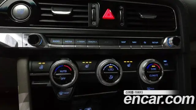 Genesis G70 2018 — ფოტო 32/34
