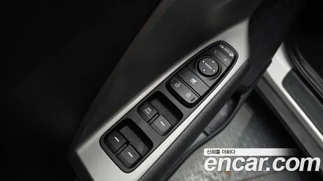 Kia Niro 2020 — ფოტო 17/30
