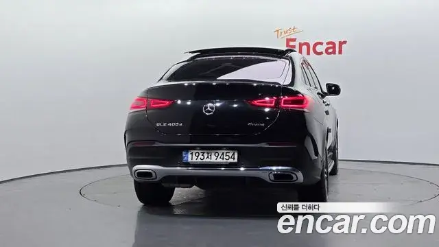 Mercedes-Benz GLE-Class 2021 — Фото 4/20