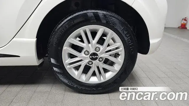 Kia Morning Urban 2023 — Şəkil 24/30