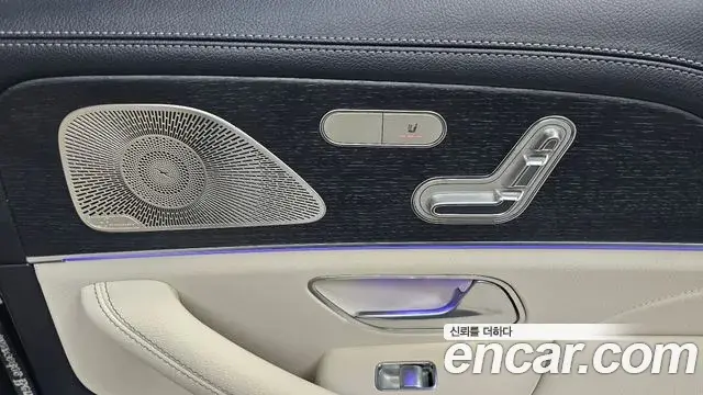 Mercedes-Benz GLE-Class 2025 — Şəkil 29/34