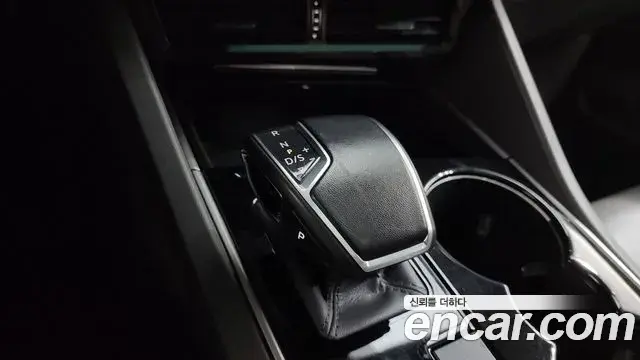 Volkswagen Touareg 2023 — Photo 5/36