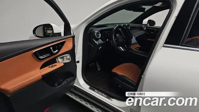 Mercedes-Benz GLC-Class 2025 — Фото 10/20