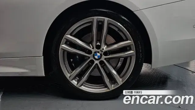 BMW 4 Series 2020 — Photo 35/35