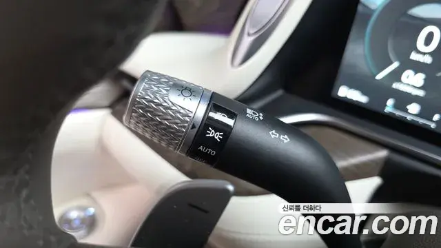 Genesis G90 2024 — Photo 35/46