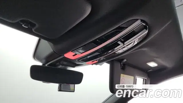 Porsche Cayenne 2022 — Photo 29/34