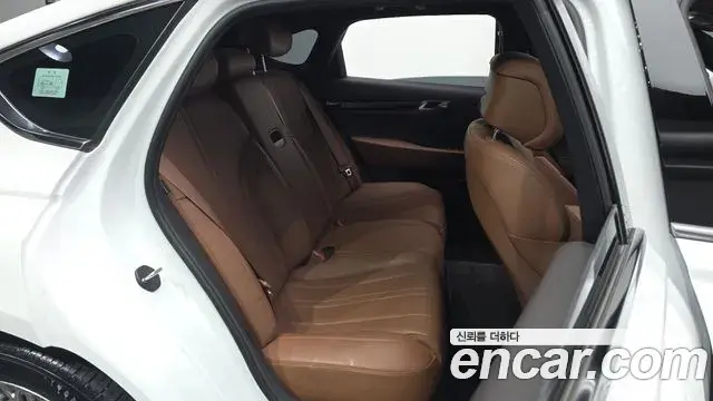 Genesis G80 2021 — ფოტო 18/30