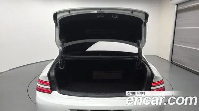 Genesis G80 2021 — ფოტო 26/30