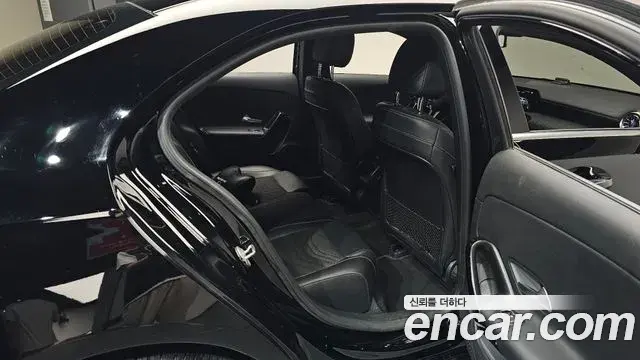 Mercedes-Benz A-Class 2020 — Фото 12/20