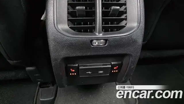Jeep Cherokee 2020 — ფოტო 17/20