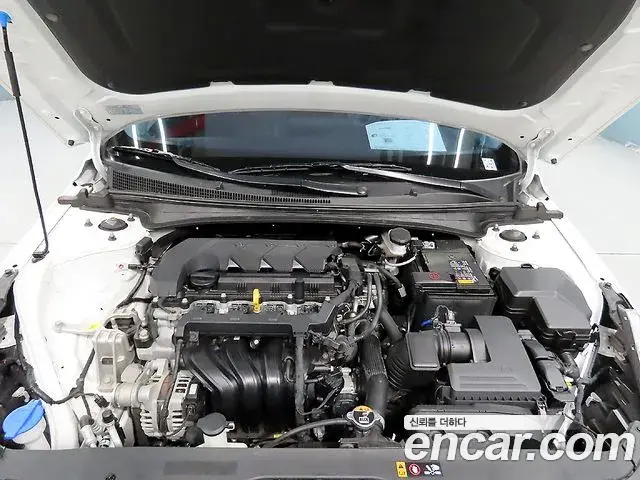 Hyundai Avante 2021 — Şəkil 6/20