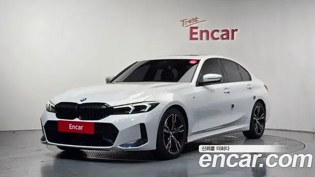 BMW 3 Series 2025 — Photo 17/34