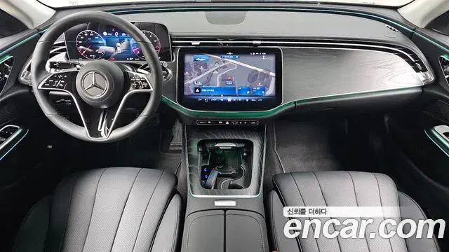 Mercedes-Benz E-Class 2025 — Фото 7/20
