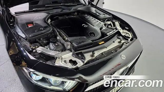 Mercedes-Benz CLS-Class 2021 — Photo 7/37