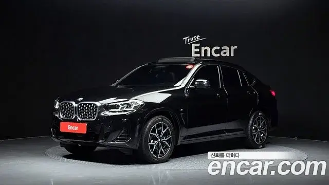 BMW X4 2022 — ფოტო 9/20