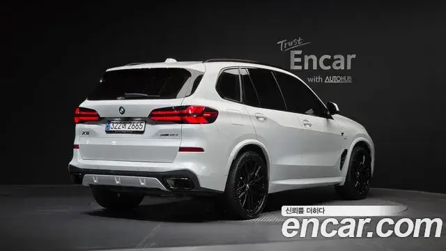 BMW X5 2025 — Photo 13/32