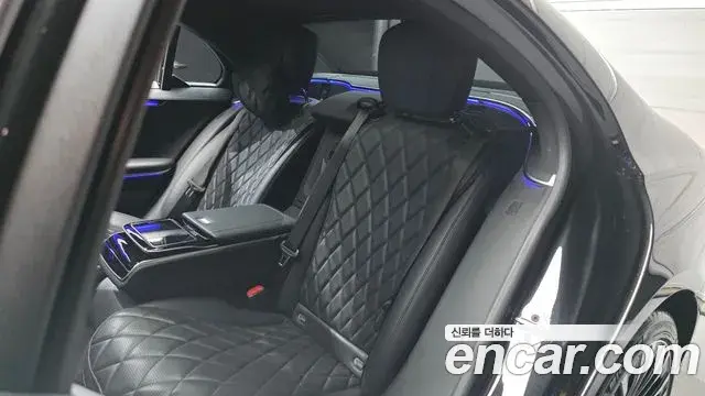 Mercedes-Benz S-Class 2022 — Фото 12/20