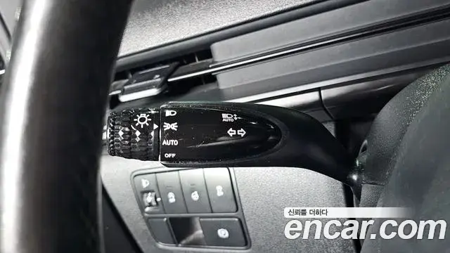 Hyundai Staria 2022 — Фото 13/20