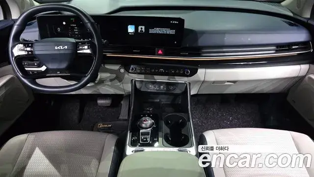 Kia Carnival 2025 — Şəkil 24/40