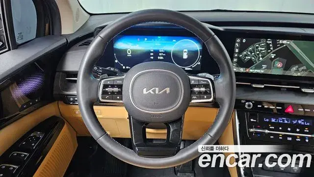 Kia Carnival 2023 — Фото 13/20