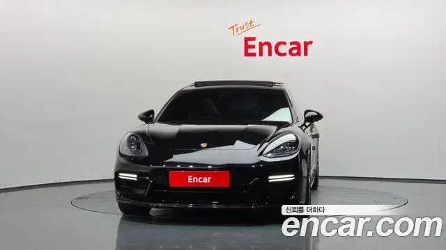 Porsche Panamera 2020 — Photo 11/39