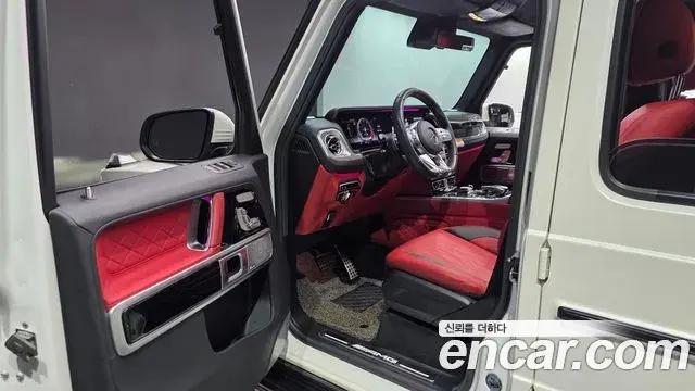 Mercedes-Benz G-Class 2020 — Şəkil 31/32
