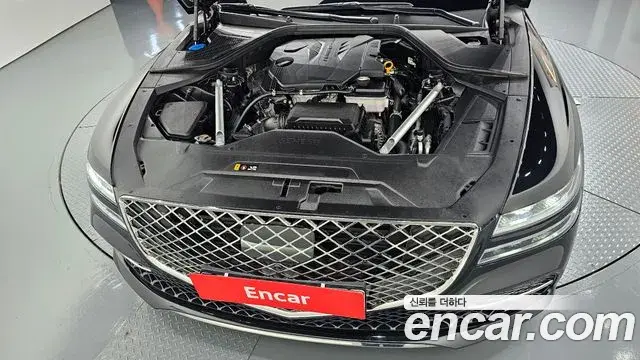 Genesis Electrified G80 2023 — Photo 6/20