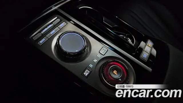 Genesis Electrified G80 2023 — Photo 9/20